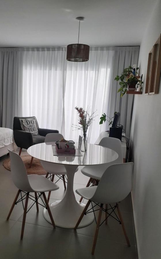 Hermoso Departamento En Temperley Esterno foto